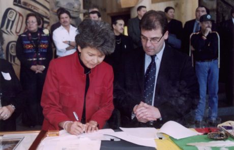 Chief Margaret Penasse-Mayer of Nipissing First Nation signs Individual Agreement with Canada, March 30, 2003